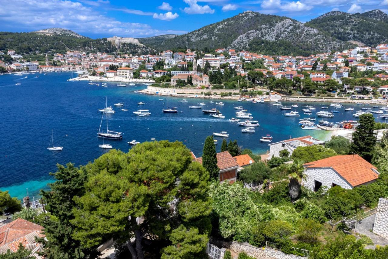 Rinada - Zf Hvar Apartment